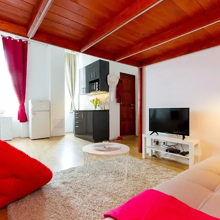 A\best Location At 4 You\with A/c Apartment *
